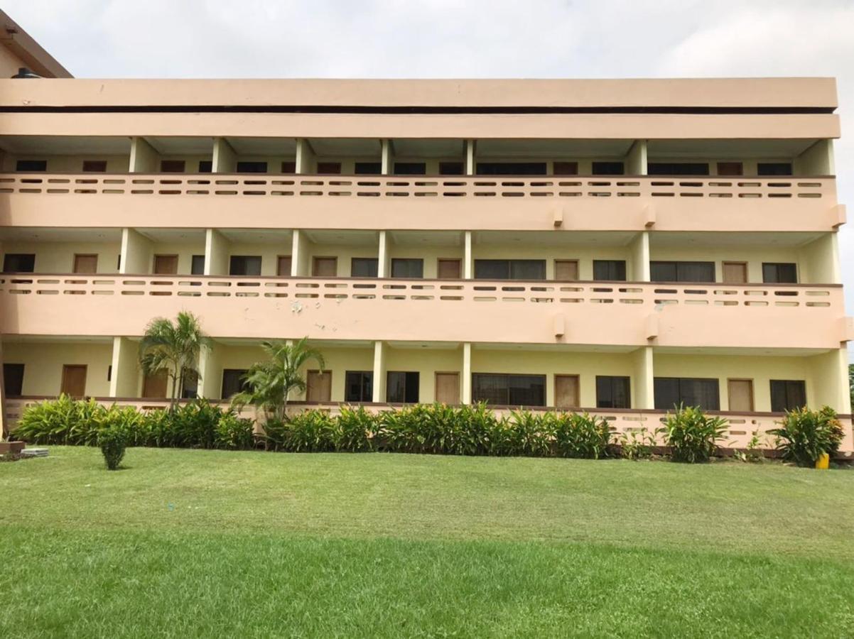 Hotel Marjorie 'Y' 特马 外观 照片
