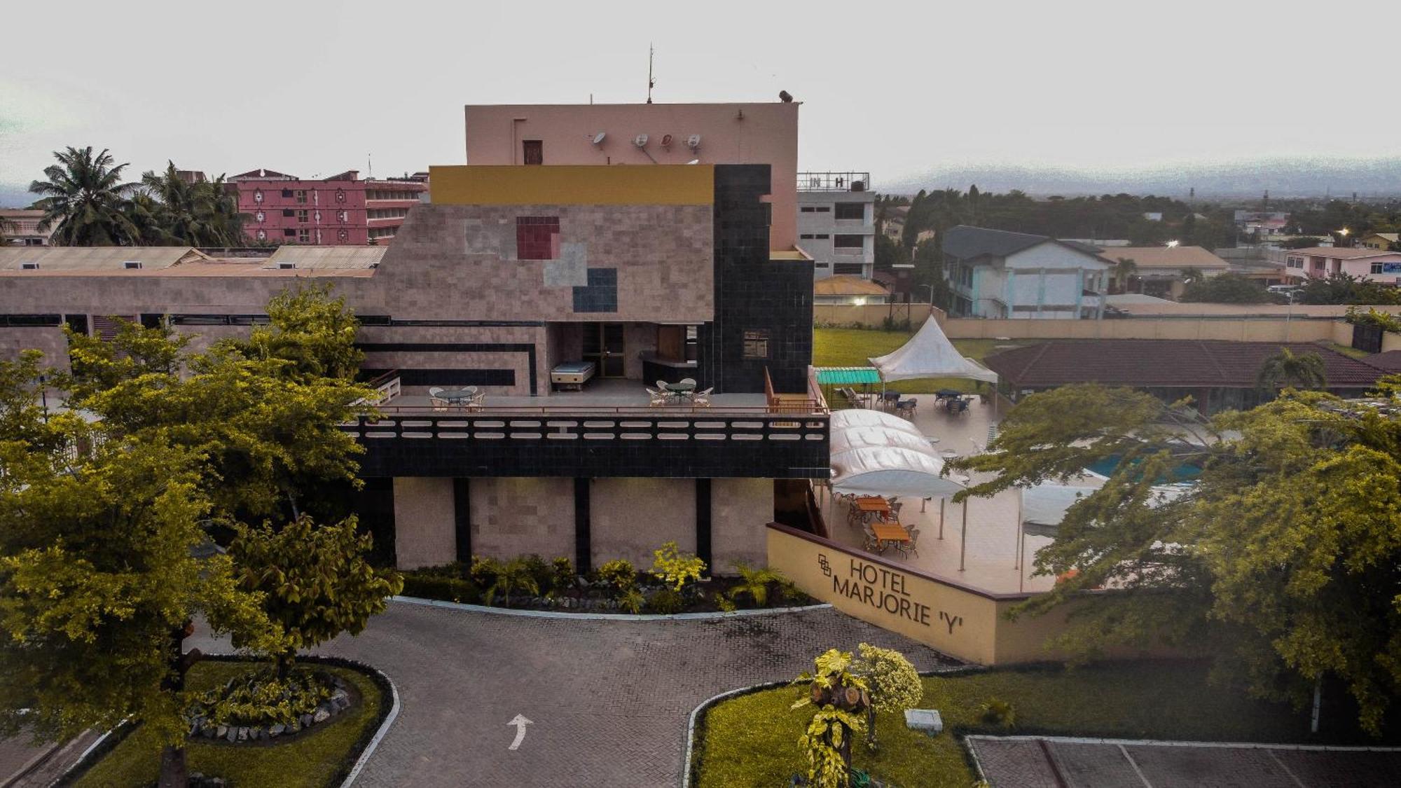 Hotel Marjorie 'Y' 特马 外观 照片